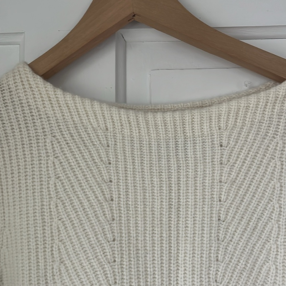 Talbots Cream Pullover Sweater Size L - Picture 4 of 8